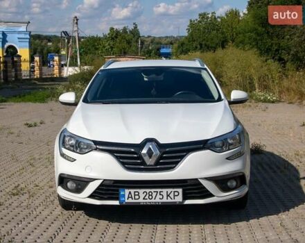 Белый Рено Меган, объемом двигателя 1.5 л и пробегом 242 тыс. км за 13300 $, фото 1 на Automoto.ua