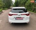 Белый Рено Меган, объемом двигателя 1.6 л и пробегом 267 тыс. км за 12800 $, фото 2 на Automoto.ua