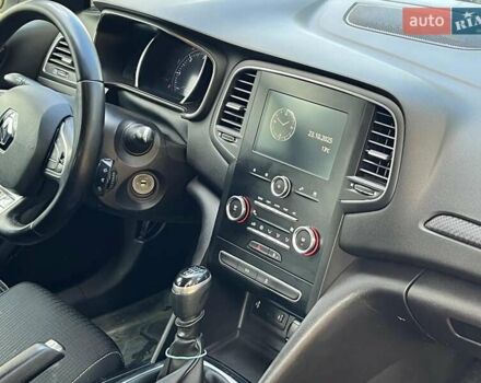 Белый Рено Меган, объемом двигателя 1.5 л и пробегом 250 тыс. км за 10890 $, фото 17 на Automoto.ua