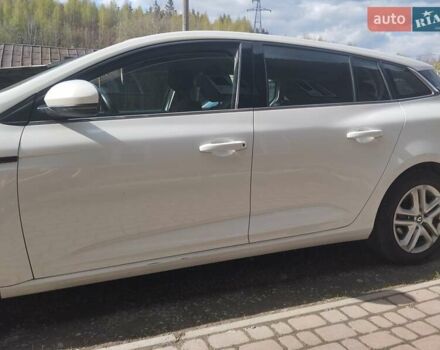 Белый Рено Меган, объемом двигателя 1.46 л и пробегом 225 тыс. км за 11999 $, фото 7 на Automoto.ua
