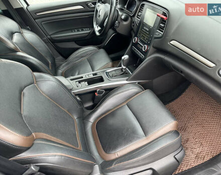 Белый Рено Меган, объемом двигателя 1.6 л и пробегом 217 тыс. км за 12900 $, фото 14 на Automoto.ua