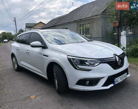 Белый Рено Меган, объемом двигателя 1.46 л и пробегом 188 тыс. км за 12400 $, фото 1 на Automoto.ua