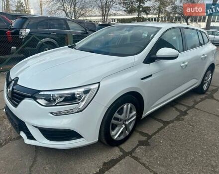 Белый Рено Меган, объемом двигателя 1.46 л и пробегом 225 тыс. км за 11999 $, фото 22 на Automoto.ua