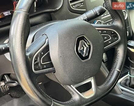 Белый Рено Меган, объемом двигателя 1.5 л и пробегом 250 тыс. км за 10890 $, фото 32 на Automoto.ua