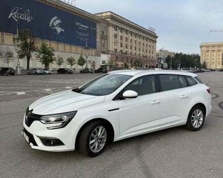Белый Рено Меган, объемом двигателя 1.46 л и пробегом 254 тыс. км за 12500 $, фото 2 на Automoto.ua