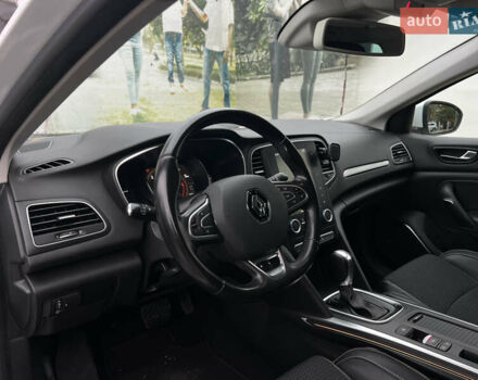 Білий Рено Меган, об'ємом двигуна 1.46 л та пробігом 200 тис. км за 13700 $, фото 36 на Automoto.ua
