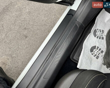 Білий Рено Меган, об'ємом двигуна 1.5 л та пробігом 245 тис. км за 13333 $, фото 34 на Automoto.ua