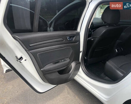 Белый Рено Меган, объемом двигателя 1.46 л и пробегом 188 тыс. км за 12400 $, фото 17 на Automoto.ua