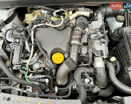 Білий Рено Меган, об'ємом двигуна 1.5 л та пробігом 245 тис. км за 13333 $, фото 70 на Automoto.ua