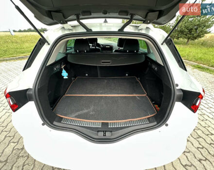 Белый Рено Меган, объемом двигателя 1.6 л и пробегом 217 тыс. км за 12900 $, фото 24 на Automoto.ua