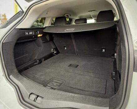 Рено Меган 2018 в Киеве на Automoto.ua Белый Рено Меган, объемом двигателя 1.5 л и пробегом 191 тыс. км за 14499 $, фото 46 на Automoto.ua