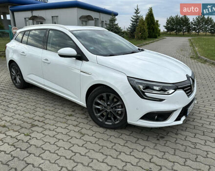 Белый Рено Меган, объемом двигателя 1.6 л и пробегом 217 тыс. км за 13900 $, фото 2 на Automoto.ua