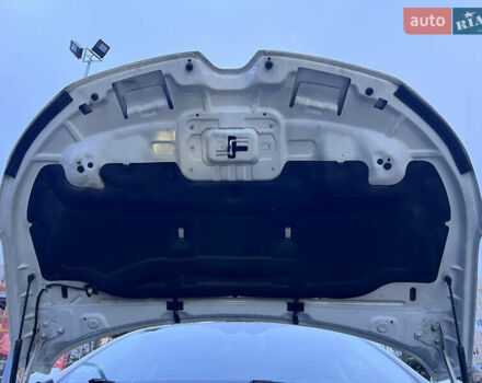 Білий Рено Меган, об'ємом двигуна 1.46 л та пробігом 270 тис. км за 12200 $, фото 27 на Automoto.ua