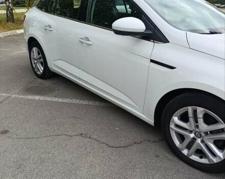 Белый Рено Меган, объемом двигателя 1.46 л и пробегом 130 тыс. км за 13200 $, фото 7 на Automoto.ua