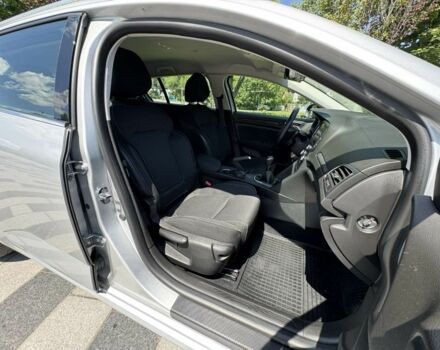 Белый Рено Меган, объемом двигателя 1.5 л и пробегом 163 тыс. км за 13900 $, фото 10 на Automoto.ua