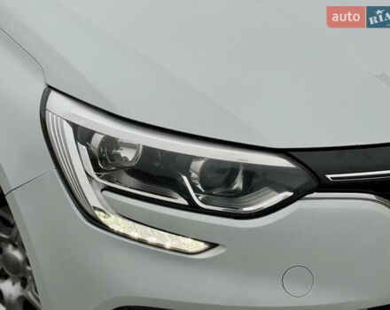 Білий Рено Меган, об'ємом двигуна 1.5 л та пробігом 245 тис. км за 13333 $, фото 11 на Automoto.ua
