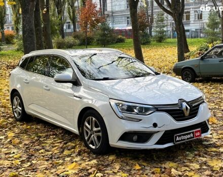 Белый Рено Меган, объемом двигателя 1.5 л и пробегом 250 тыс. км за 10890 $, фото 2 на Automoto.ua