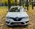 Белый Рено Меган, объемом двигателя 1.5 л и пробегом 250 тыс. км за 10890 $, фото 1 на Automoto.ua