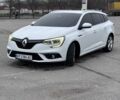 Белый Рено Меган, объемом двигателя 1.5 л и пробегом 250 тыс. км за 13300 $, фото 1 на Automoto.ua