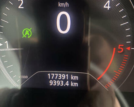 Белый Рено Меган, объемом двигателя 1.46 л и пробегом 177 тыс. км за 14300 $, фото 18 на Automoto.ua