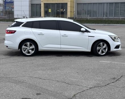 Белый Рено Меган, объемом двигателя 1.5 л и пробегом 250 тыс. км за 13300 $, фото 3 на Automoto.ua