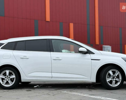 Білий Рено Меган, об'ємом двигуна 1.46 л та пробігом 200 тис. км за 13999 $, фото 9 на Automoto.ua