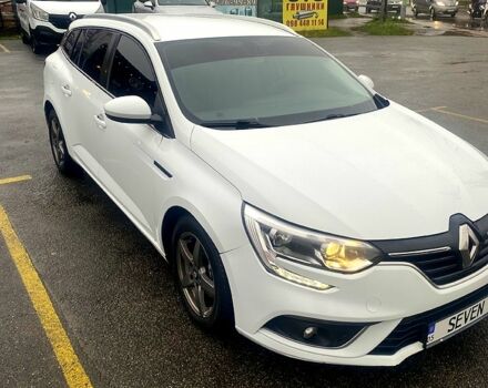 Белый Рено Меган, объемом двигателя 1.5 л и пробегом 177 тыс. км за 14300 $, фото 1 на Automoto.ua