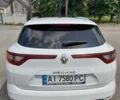Белый Рено Меган, объемом двигателя 1.46 л и пробегом 197 тыс. км за 12000 $, фото 1 на Automoto.ua