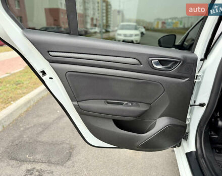 Білий Рено Меган, об'ємом двигуна 1.5 л та пробігом 245 тис. км за 13333 $, фото 41 на Automoto.ua