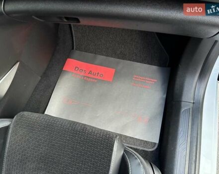 Белый Рено Меган, объемом двигателя 1.46 л и пробегом 136 тыс. км за 16500 $, фото 59 на Automoto.ua