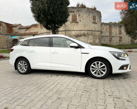 Белый Рено Меган, объемом двигателя 1.46 л и пробегом 179 тыс. км за 13800 $, фото 9 на Automoto.ua