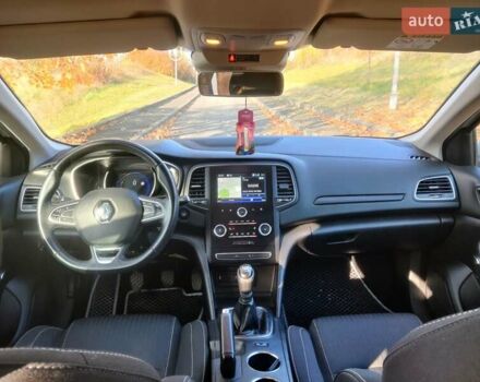 Белый Рено Меган, объемом двигателя 1.46 л и пробегом 241 тыс. км за 11900 $, фото 1 на Automoto.ua