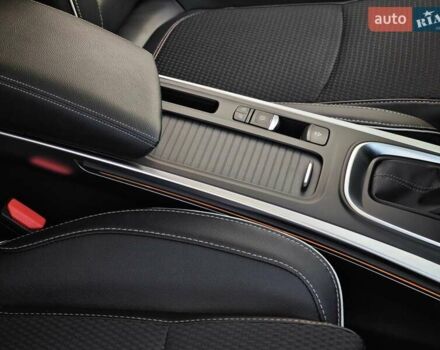 Белый Рено Меган, объемом двигателя 1.5 л и пробегом 114 тыс. км за 18600 $, фото 74 на Automoto.ua