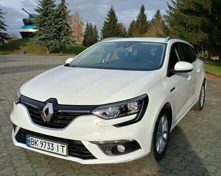 Белый Рено Меган, объемом двигателя 1.5 л и пробегом 222 тыс. км за 12600 $, фото 4 на Automoto.ua