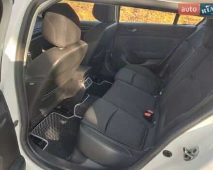 Белый Рено Меган, объемом двигателя 1.46 л и пробегом 241 тыс. км за 11900 $, фото 10 на Automoto.ua