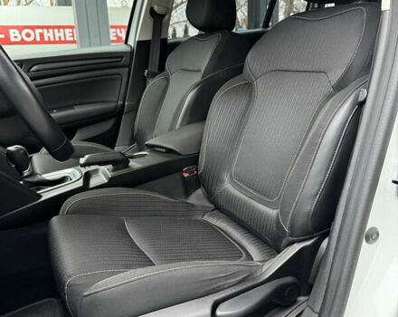 Белый Рено Меган, объемом двигателя 1.46 л и пробегом 181 тыс. км за 14200 $, фото 16 на Automoto.ua