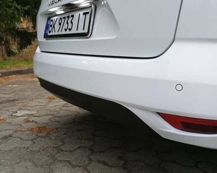 Белый Рено Меган, объемом двигателя 1.5 л и пробегом 222 тыс. км за 12600 $, фото 42 на Automoto.ua