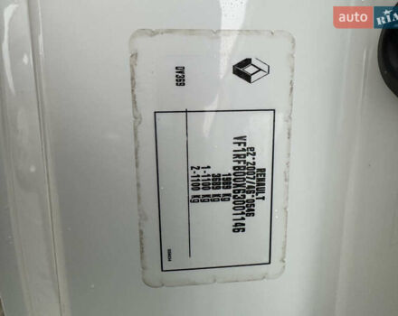 Белый Рено Меган, объемом двигателя 1.46 л и пробегом 179 тыс. км за 13800 $, фото 25 на Automoto.ua