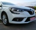 Белый Рено Меган, объемом двигателя 1.5 л и пробегом 220 тыс. км за 12999 $, фото 2 на Automoto.ua