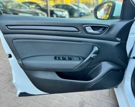 Белый Рено Меган, объемом двигателя 1.5 л и пробегом 204 тыс. км за 13900 $, фото 10 на Automoto.ua