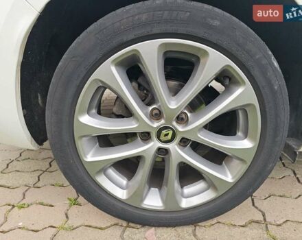 Белый Рено Меган, объемом двигателя 1.46 л и пробегом 210 тыс. км за 14750 $, фото 8 на Automoto.ua