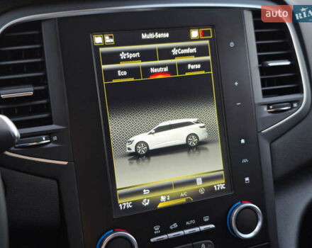 Белый Рено Меган, объемом двигателя 1.5 л и пробегом 114 тыс. км за 18600 $, фото 94 на Automoto.ua