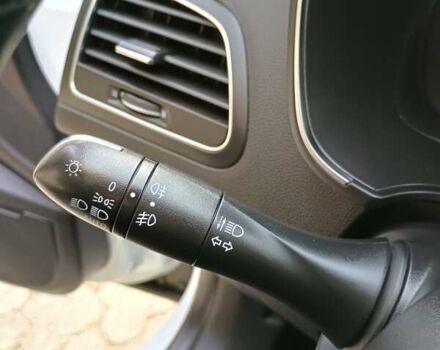 Белый Рено Меган, объемом двигателя 1.5 л и пробегом 222 тыс. км за 12600 $, фото 83 на Automoto.ua