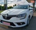 Белый Рено Меган, объемом двигателя 1.5 л и пробегом 220 тыс. км за 13500 $, фото 1 на Automoto.ua