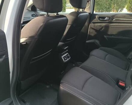 Белый Рено Меган, объемом двигателя 1.5 л и пробегом 222 тыс. км за 12600 $, фото 64 на Automoto.ua