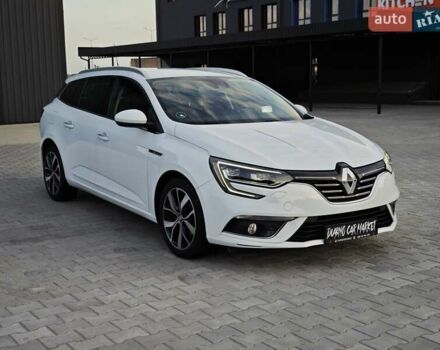 Белый Рено Меган, объемом двигателя 1.5 л и пробегом 114 тыс. км за 18600 $, фото 2 на Automoto.ua