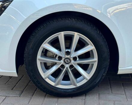 Белый Рено Меган, объемом двигателя 1.5 л и пробегом 204 тыс. км за 13900 $, фото 16 на Automoto.ua