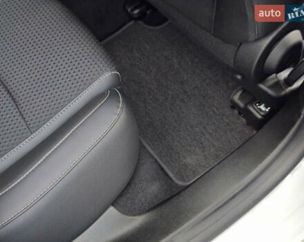 Белый Рено Меган, объемом двигателя 1.5 л и пробегом 114 тыс. км за 18600 $, фото 53 на Automoto.ua