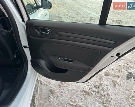 Білий Рено Меган, об'ємом двигуна 1.5 л та пробігом 210 тис. км за 13200 $, фото 21 на Automoto.ua