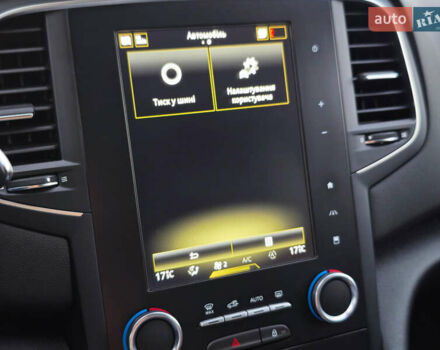 Белый Рено Меган, объемом двигателя 1.5 л и пробегом 114 тыс. км за 18600 $, фото 99 на Automoto.ua